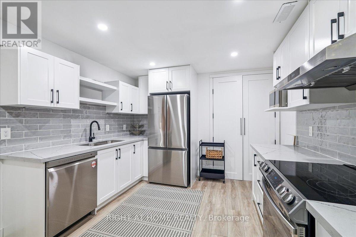 2090 Stonehouse Crescent, Mississauga, Ontario  L5H 3J1 - Photo 33 - W12874118