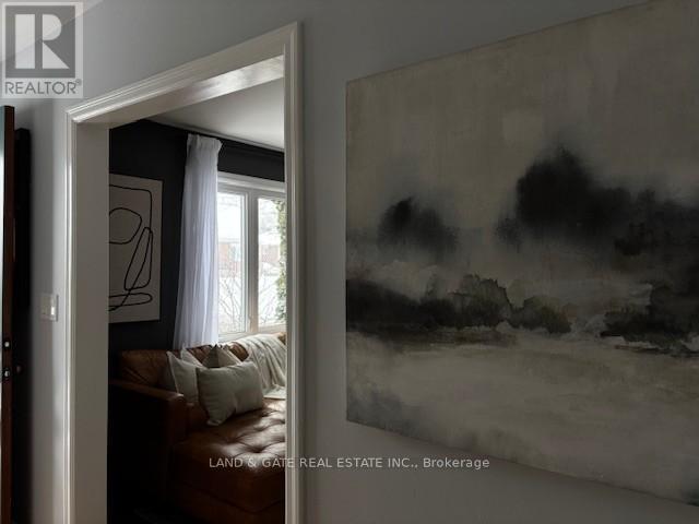 19 Southway Drive, Clarington, Ontario  L1C 1C4 - Photo 2 - E12881030