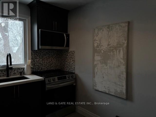 19 Southway Drive, Clarington, Ontario  L1C 1C4 - Photo 6 - E12881030