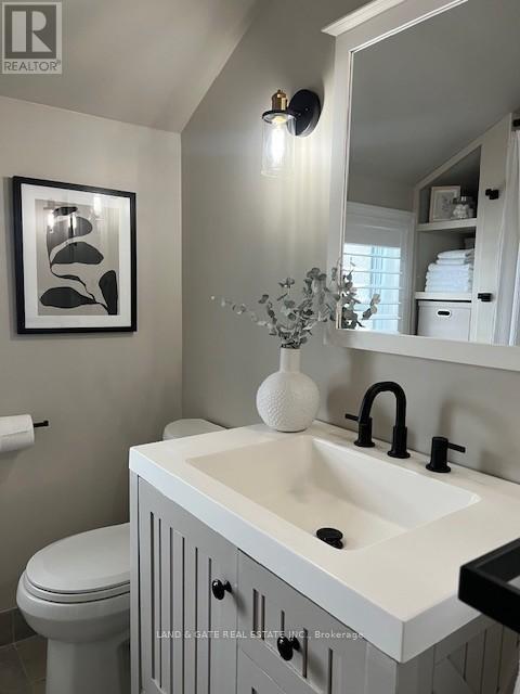 19 Southway Drive, Clarington, Ontario  L1C 1C4 - Photo 11 - E12881030