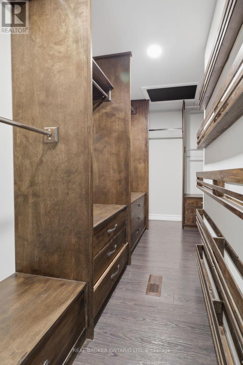 Photo 19 of 50 for 6152 Bostwick Road