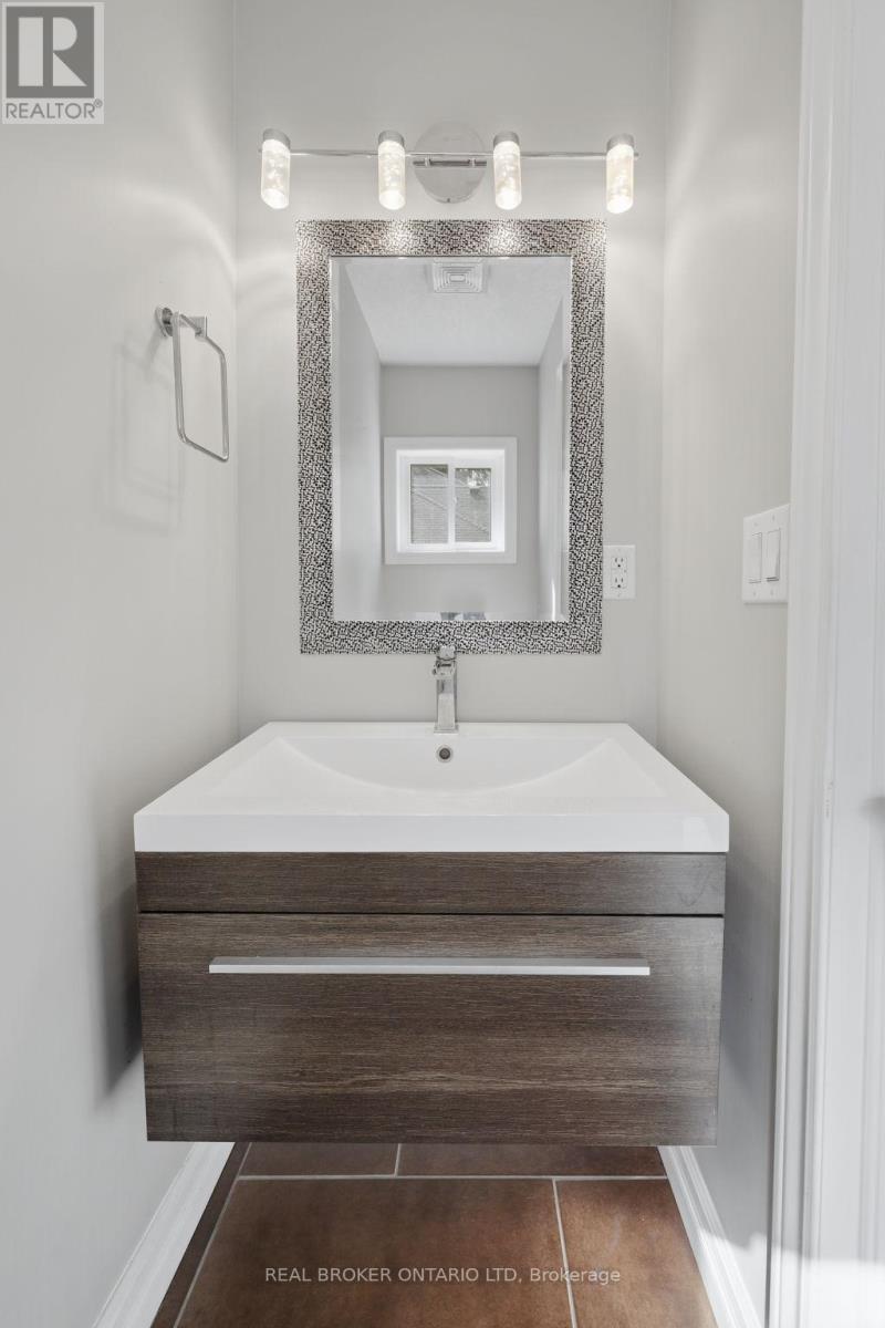 Photo 22 of 50 for 6152 Bostwick Road