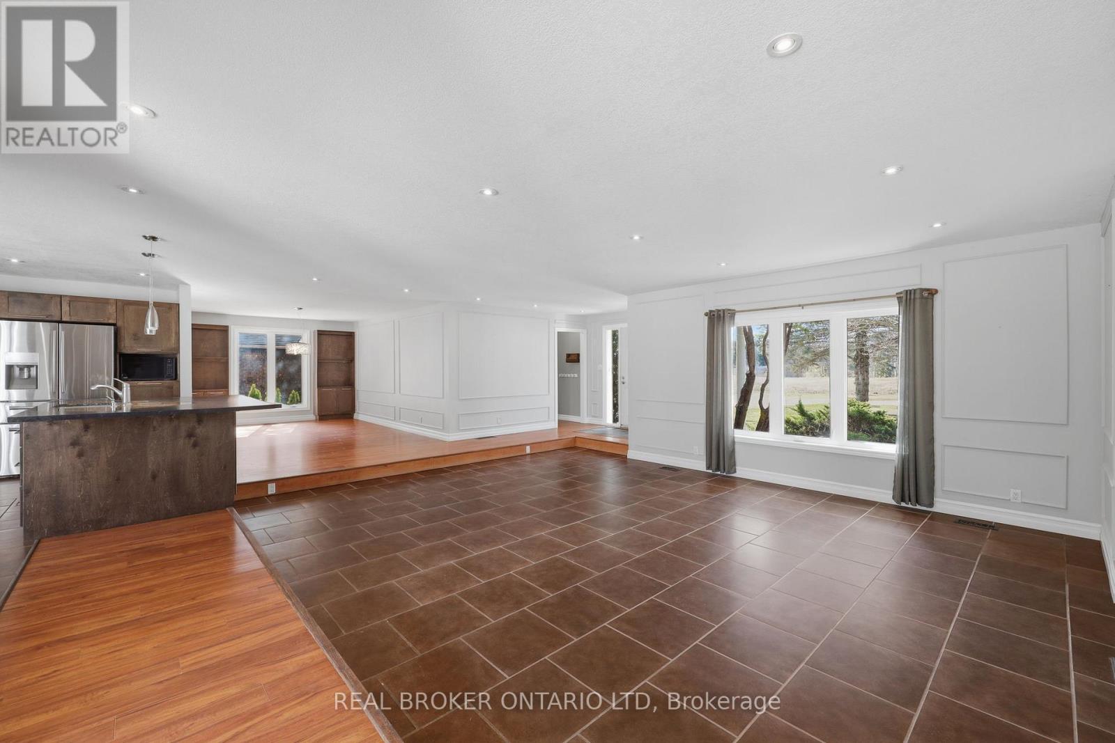 Photo 6 of 50 for 6152 Bostwick Road