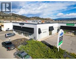 425 & 427 Banks Road, Kelowna, British Columbia
