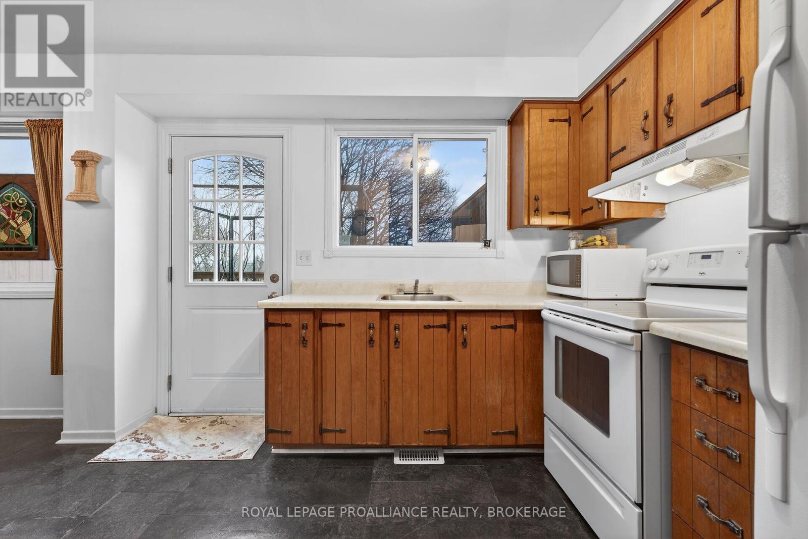 759 Somerset Crescent, Kingston (North Of Taylor-Kidd Blvd), Ontario  K7P 1G3 - Photo 12 - X12881476