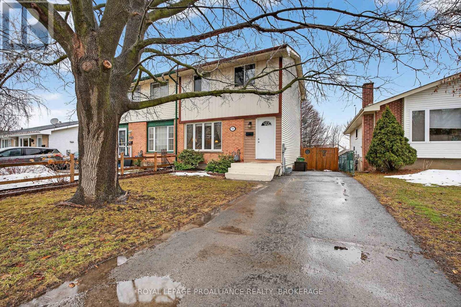 759 Somerset Crescent, Kingston (North Of Taylor-Kidd Blvd), Ontario  K7P 1G3 - Photo 2 - X12881476