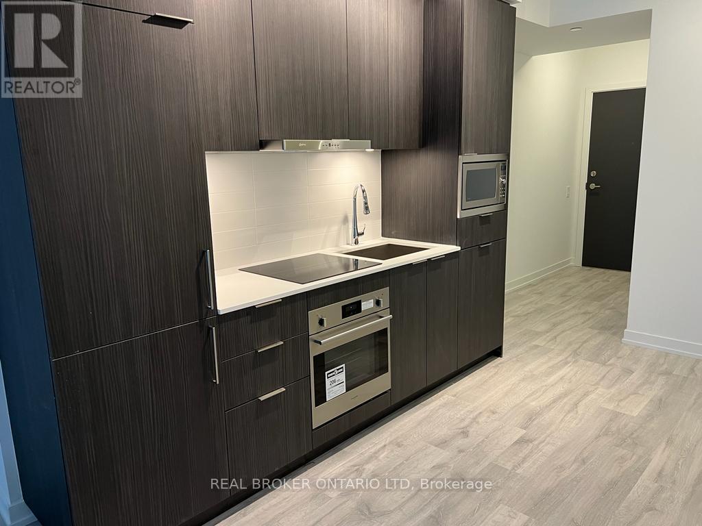 N426 - 7 Golden Lion Heights, Toronto (Newtonbrook East), Ontario  M2M 0C1 - Photo 2 - C12881458