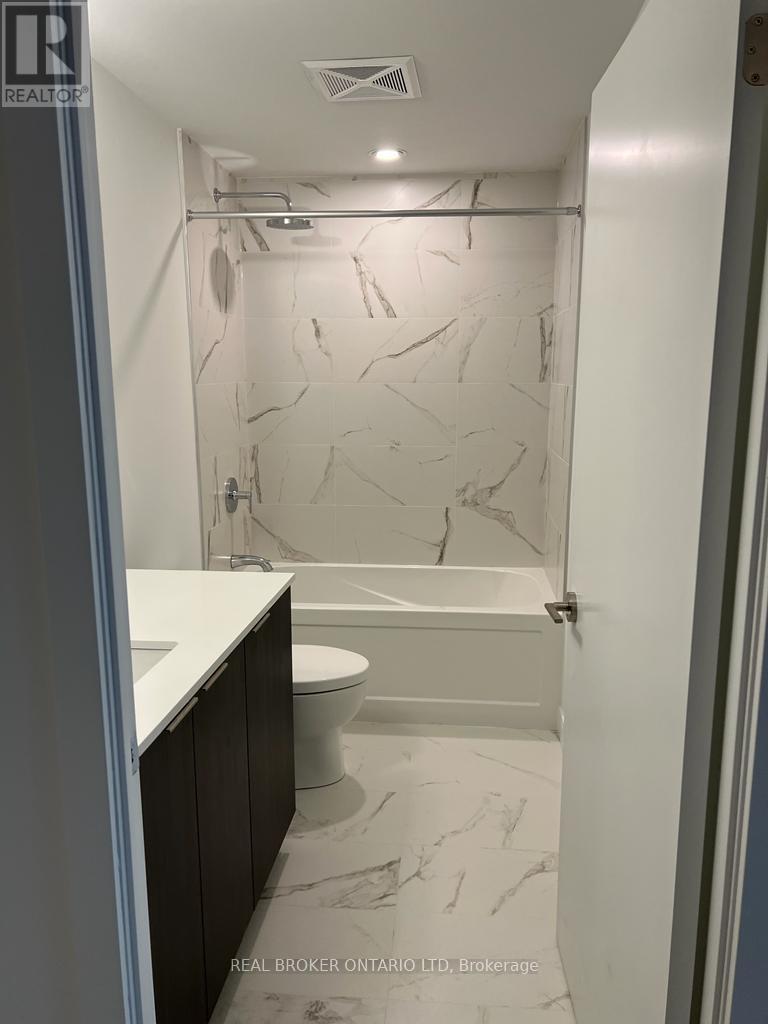 N426 - 7 Golden Lion Heights, Toronto (Newtonbrook East), Ontario  M2M 0C1 - Photo 5 - C12881458