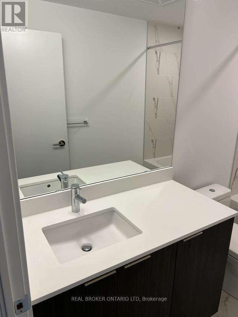 N426 - 7 Golden Lion Heights, Toronto (Newtonbrook East), Ontario  M2M 0C1 - Photo 6 - C12881458