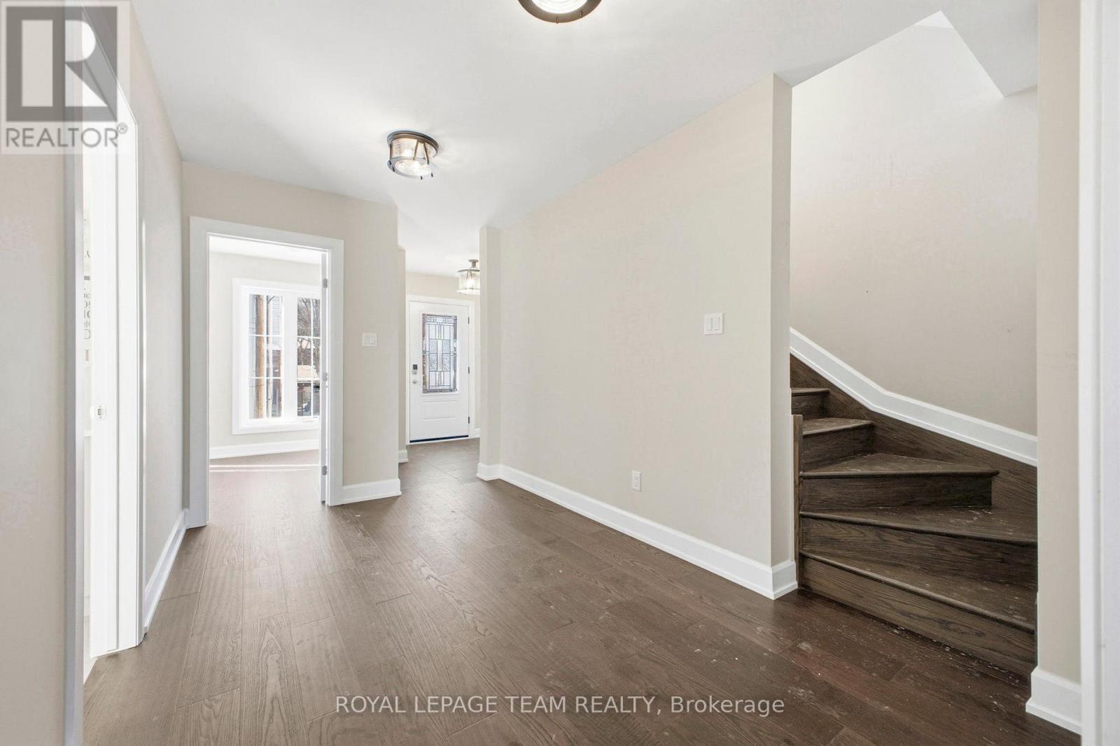 A - 7 Gwynne Avenue, Ottawa, Ontario  K1Y 1X1 - Photo 11 - X12881482