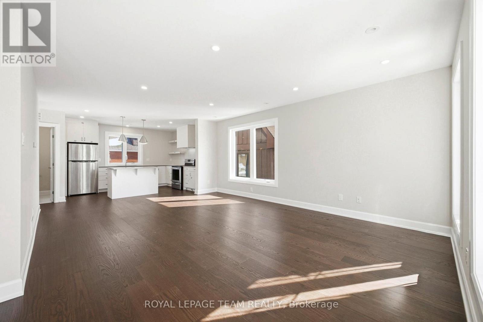 A - 7 Gwynne Avenue, Ottawa, Ontario  K1Y 1X1 - Photo 12 - X12881482