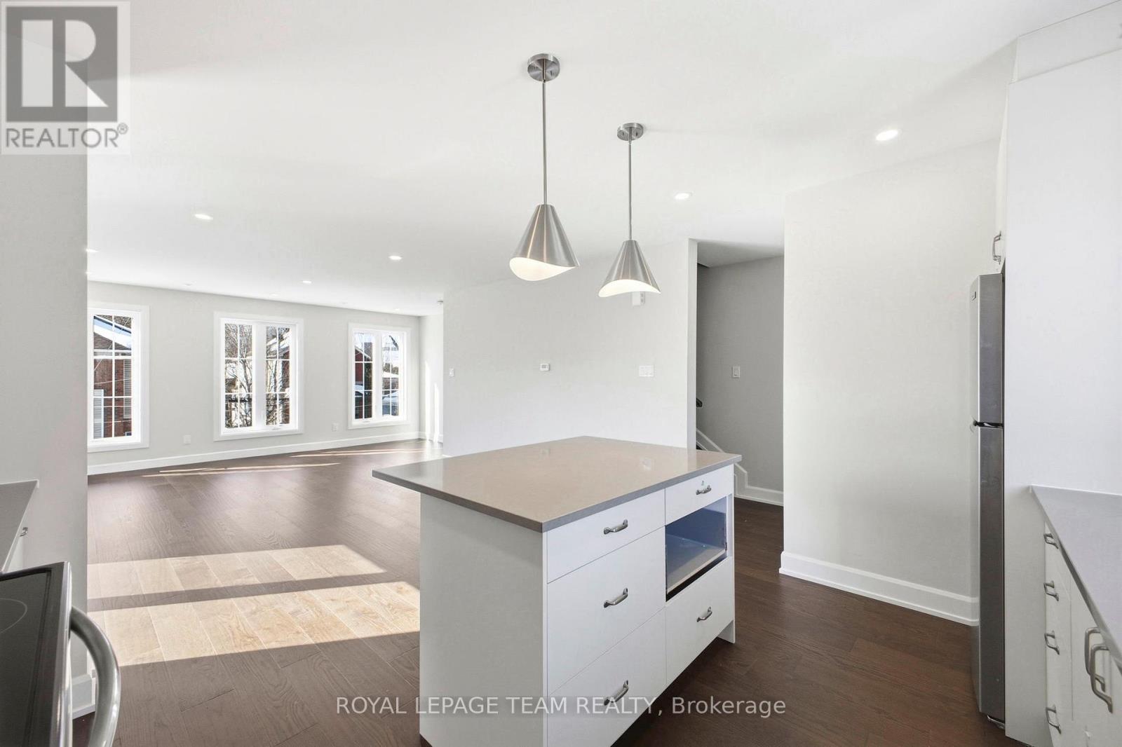 A - 7 Gwynne Avenue, Ottawa, Ontario  K1Y 1X1 - Photo 20 - X12881482