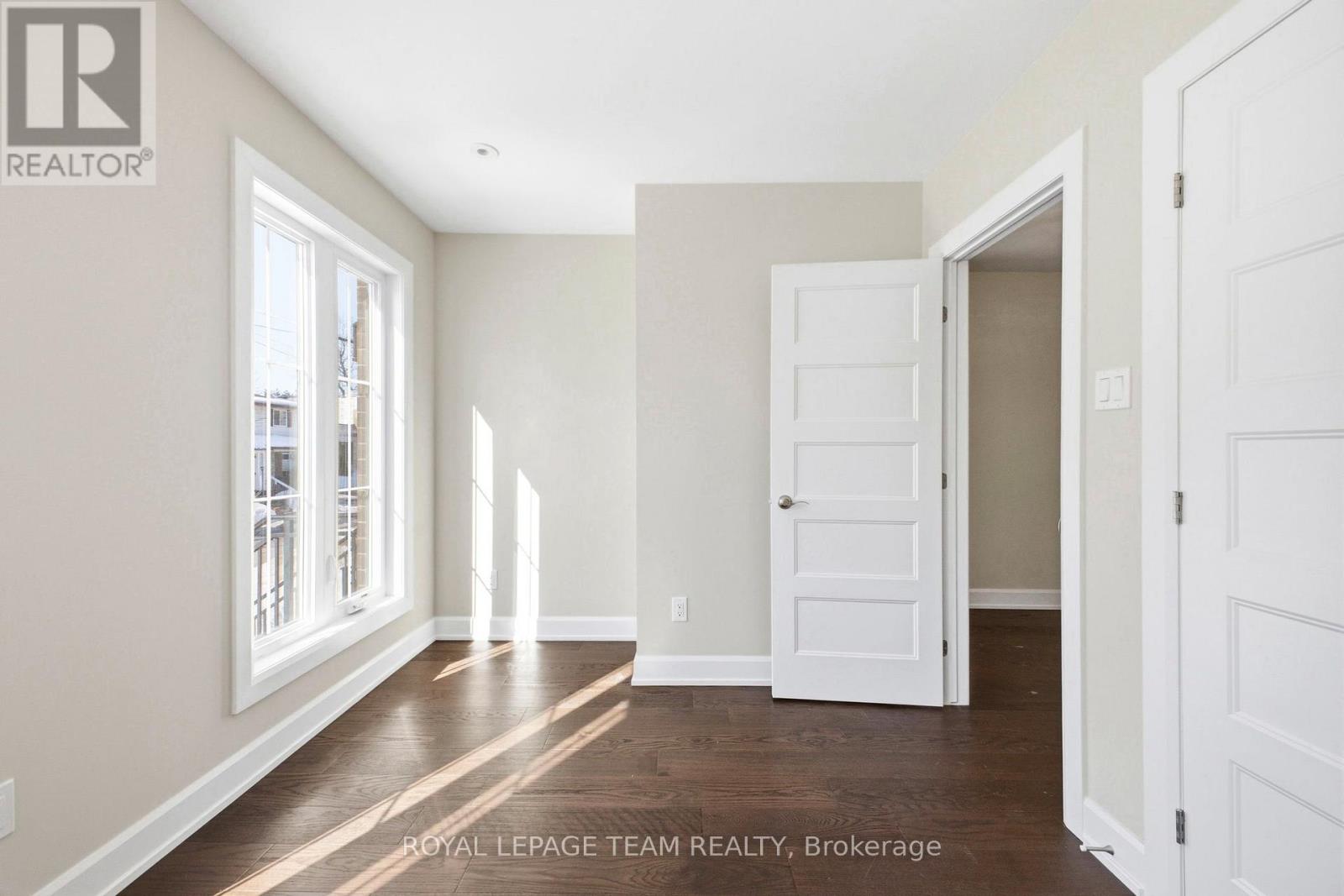 A - 7 Gwynne Avenue, Ottawa, Ontario  K1Y 1X1 - Photo 5 - X12881482