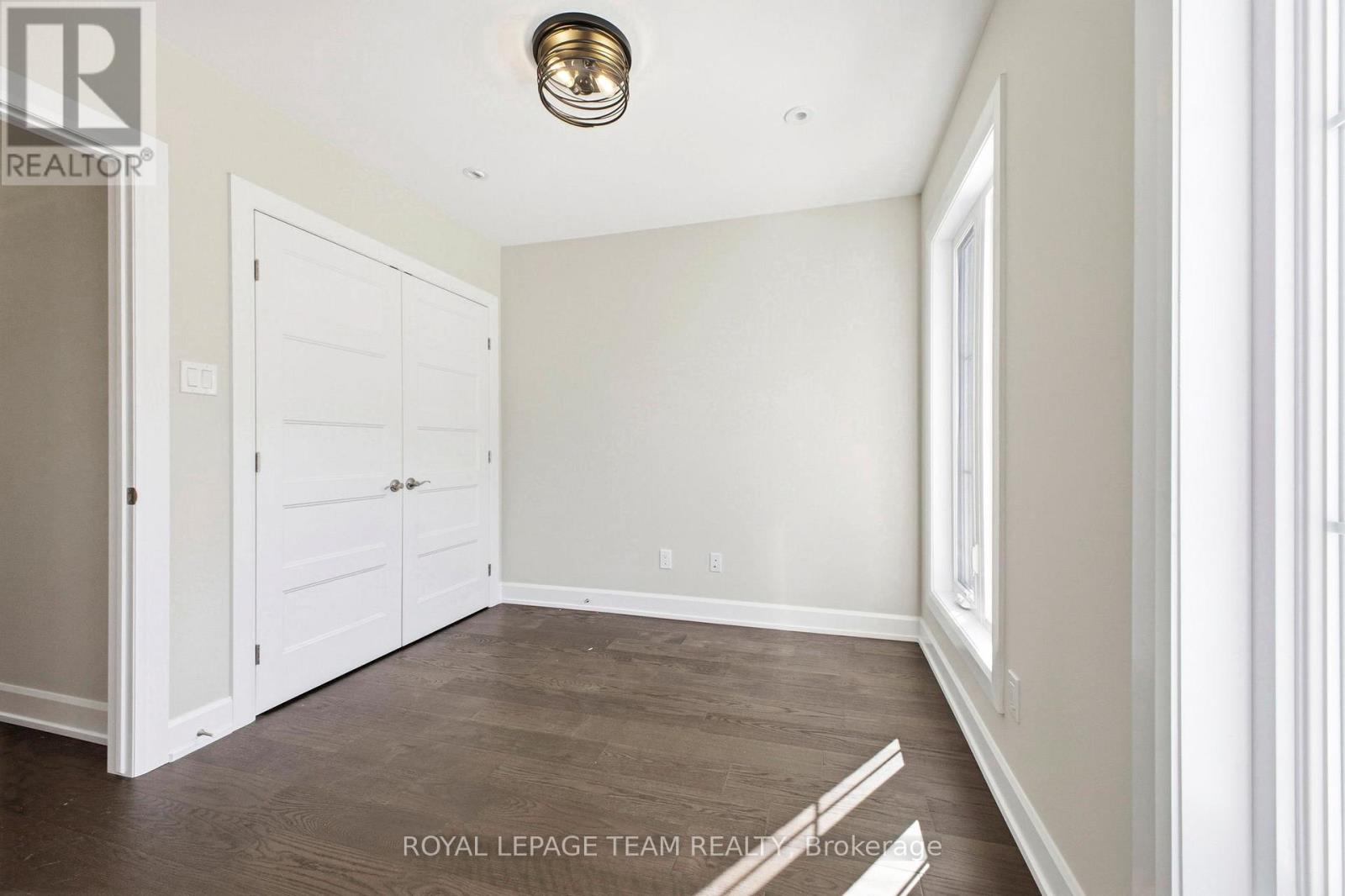 A - 7 Gwynne Avenue, Ottawa, Ontario  K1Y 1X1 - Photo 6 - X12881482