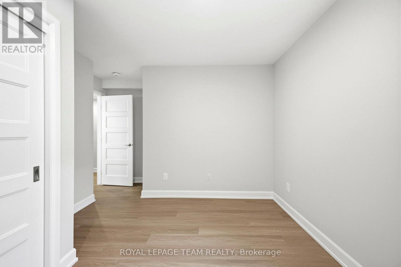 B - 7 Gwynne Avenue, Ottawa, Ontario  K1Y 1X1 - Photo 20 - X12881552