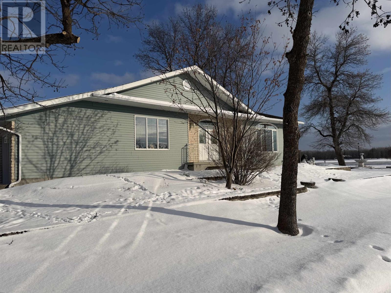 1105 Nelson St, Fort Frances, Ontario  P9A 1C3 - Photo 40 - TB2600331