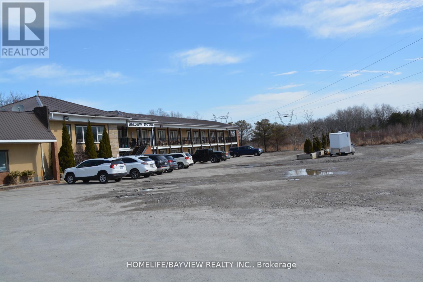 23721 Highway 48, Georgina, Ontario  L0E 1A0 - Photo 9 - N12880728