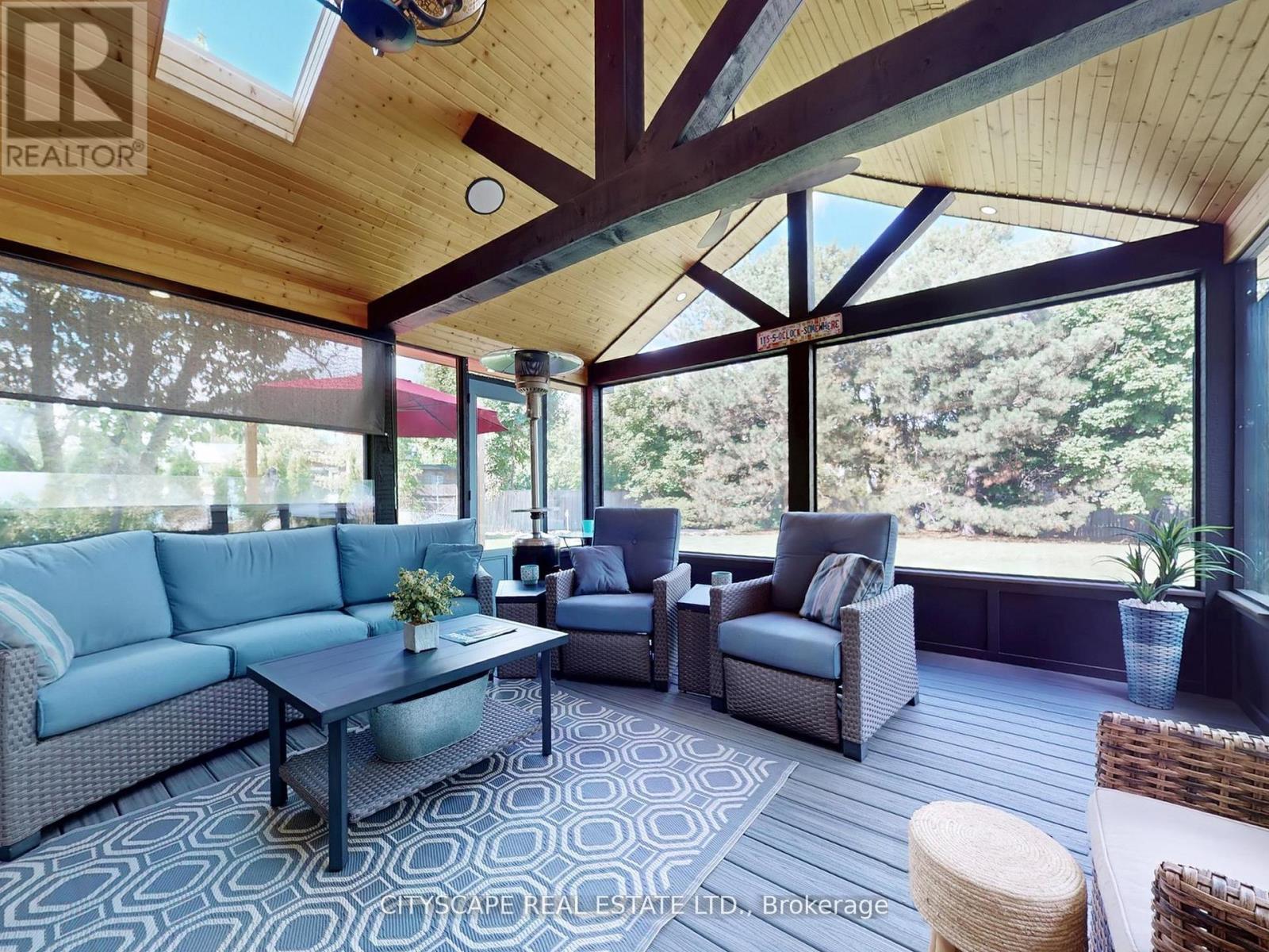 2585 Kenna Court, Mississauga (Sheridan), Ontario  L5K 2K4 - Photo 14 - W12878702