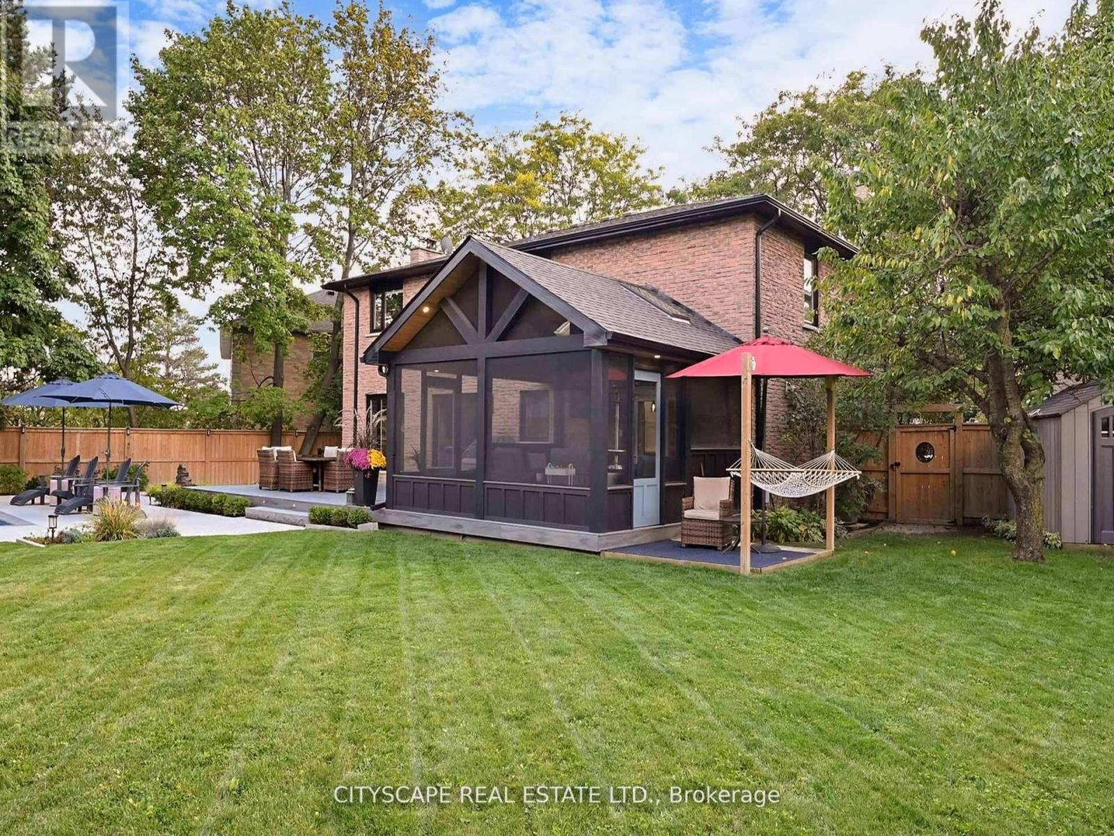 2585 Kenna Court, Mississauga (Sheridan), Ontario  L5K 2K4 - Photo 39 - W12878702