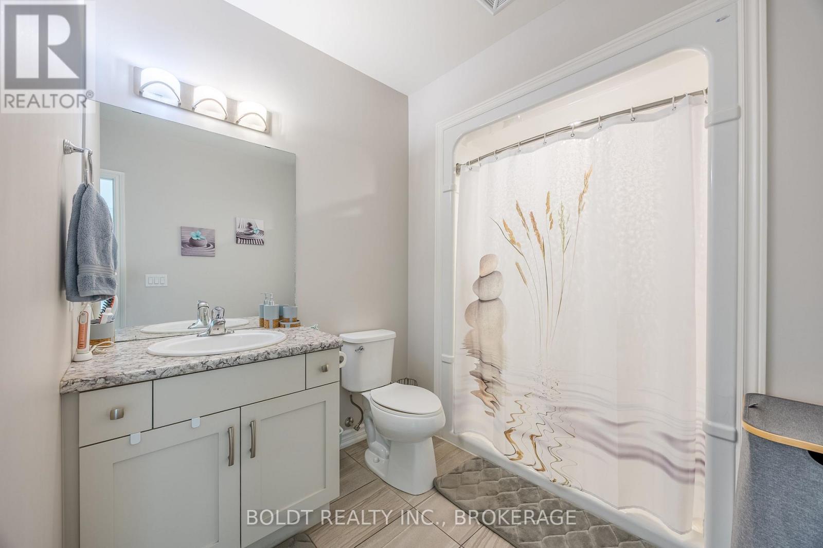 507 - 16 Wood Street, St. Catharines, Ontario  L2N 2A9 - Photo 22 - X12881456