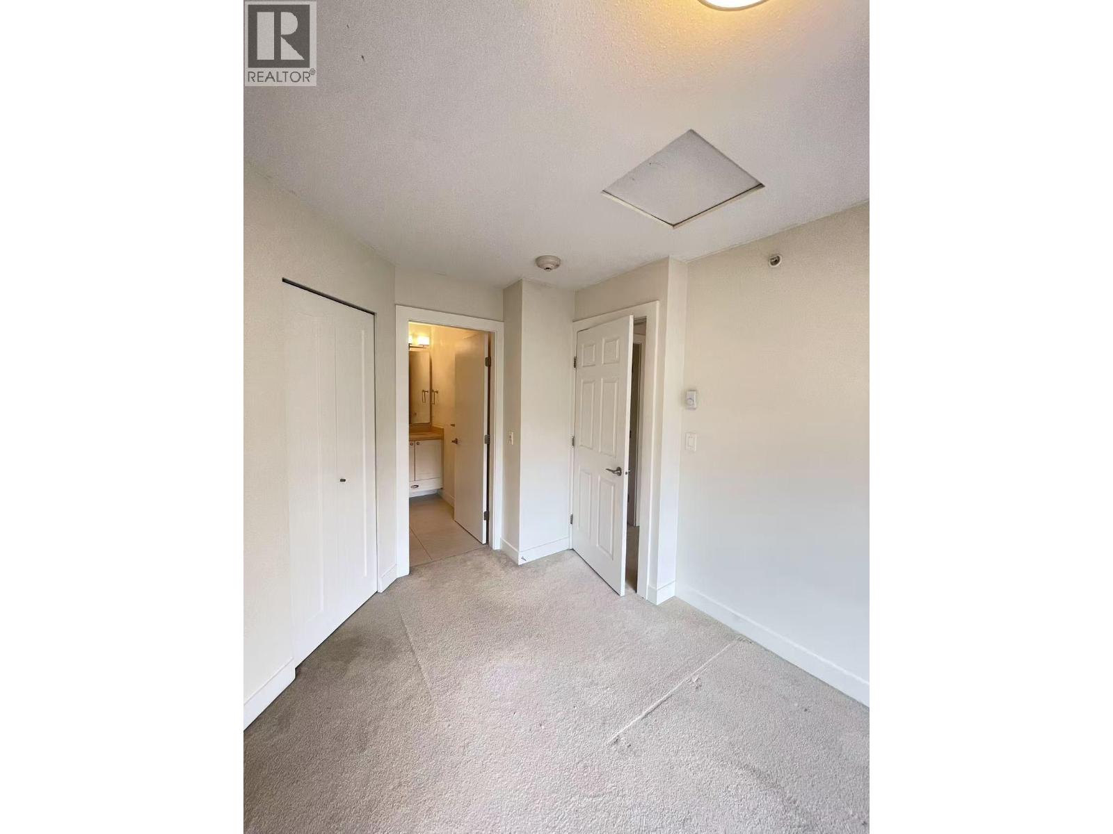 3211 Noel Drive, Burnaby, British Columbia  V3J 0G8 - Photo 7 - R3099158