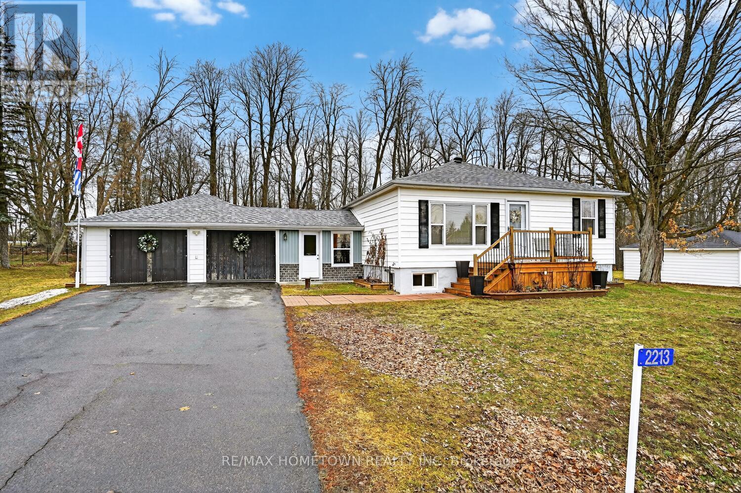 2213 Meadowview Drive, Augusta, Ontario  K6V 5T1 - Photo 2 - X12881442