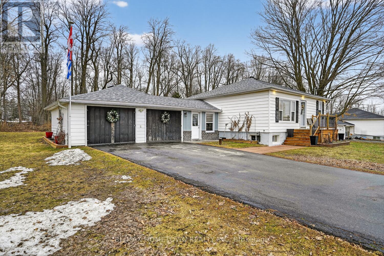 2213 Meadowview Drive, Augusta, Ontario  K6V 5T1 - Photo 3 - X12881442