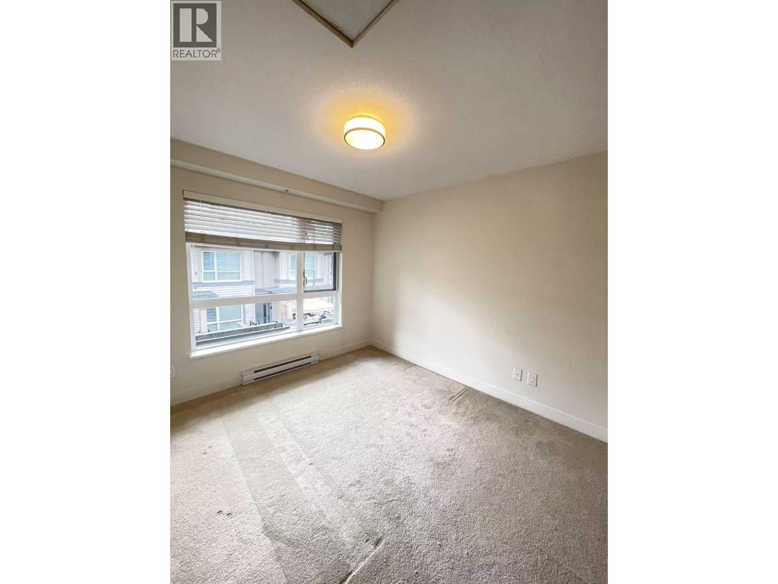 3211 Noel Drive, Burnaby, British Columbia  V3J 0G8 - Photo 6 - R3099158