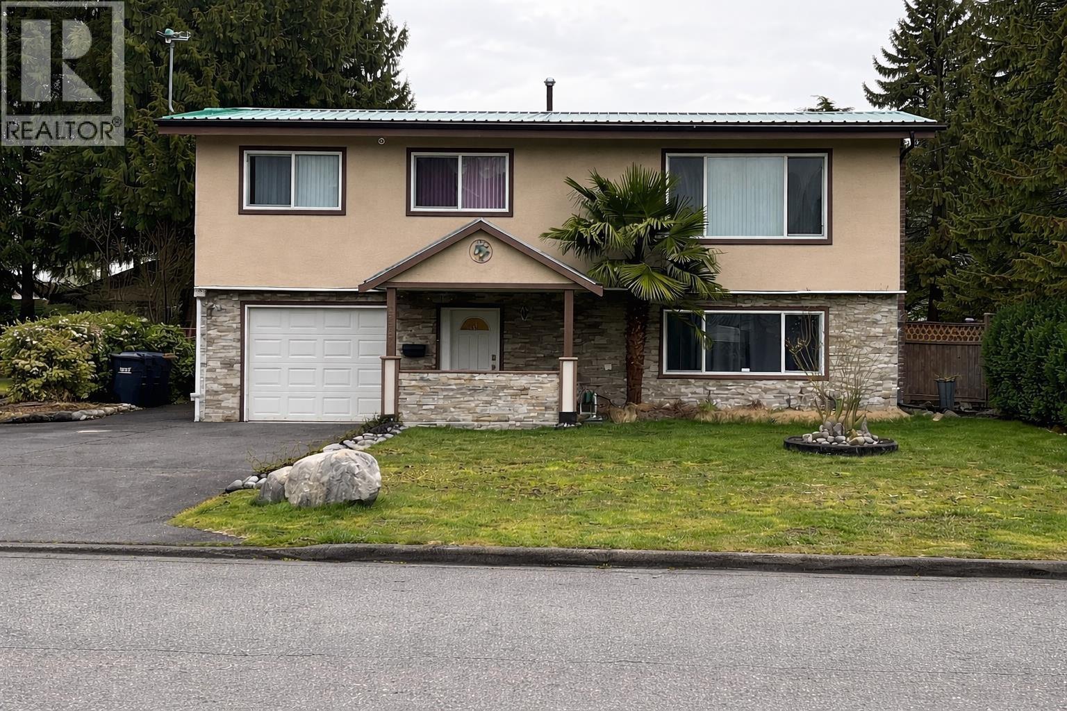 3436 WELLINGTON STREET, port coquitlam, British Columbia