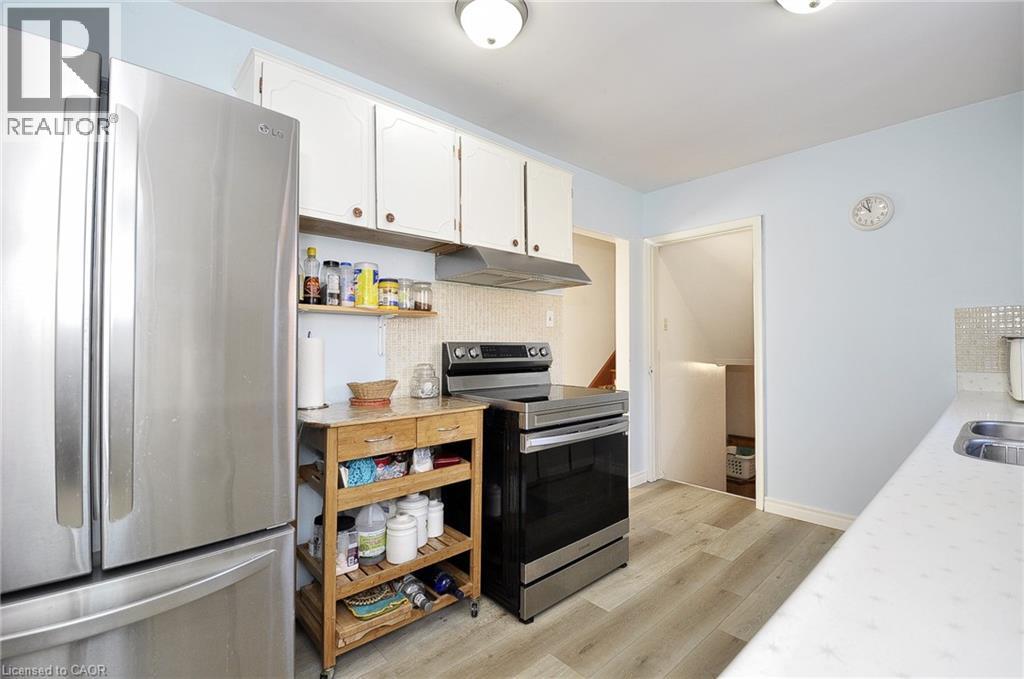 104 Milford Avenue, Waterloo, Ontario  N2L 3Z3 - Photo 12 - 40812157