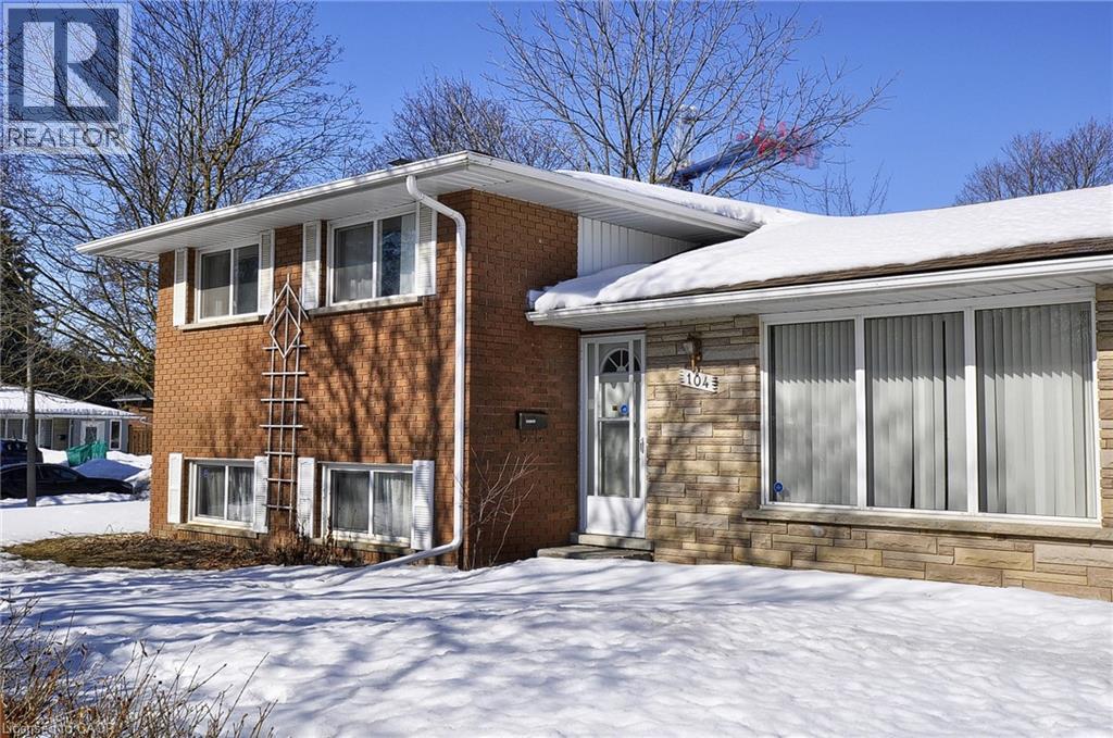 104 Milford Avenue, Waterloo, Ontario  N2L 3Z3 - Photo 3 - 40812157