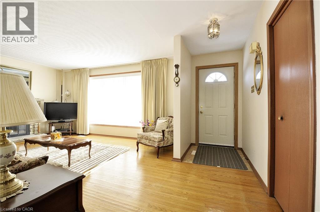 104 Milford Avenue, Waterloo, Ontario  N2L 3Z3 - Photo 4 - 40812157