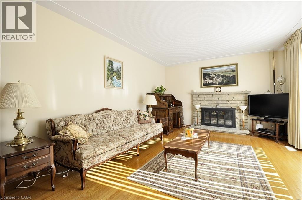 104 Milford Avenue, Waterloo, Ontario  N2L 3Z3 - Photo 6 - 40812157