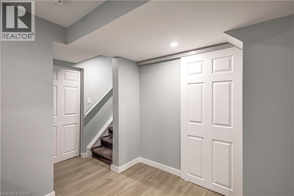 76 Blue Sky Trail, Waterdown, Ontario  L8B 0X6 - Photo 29 - 40811821