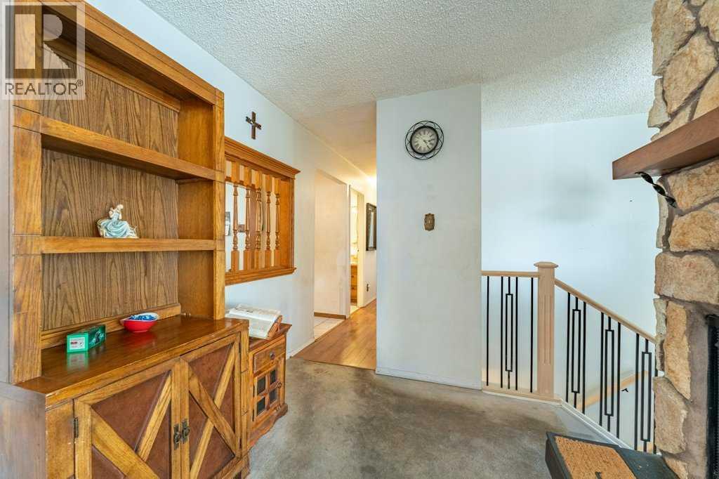 3204 33 Street Se, Calgary, Alberta  T2B 0V4 - Photo 11 - A2293157
