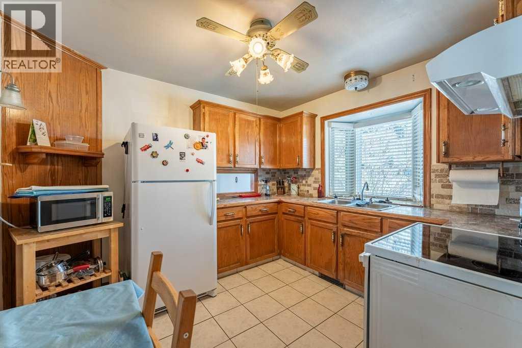 3204 33 Street Se, Calgary, Alberta  T2B 0V4 - Photo 13 - A2293157