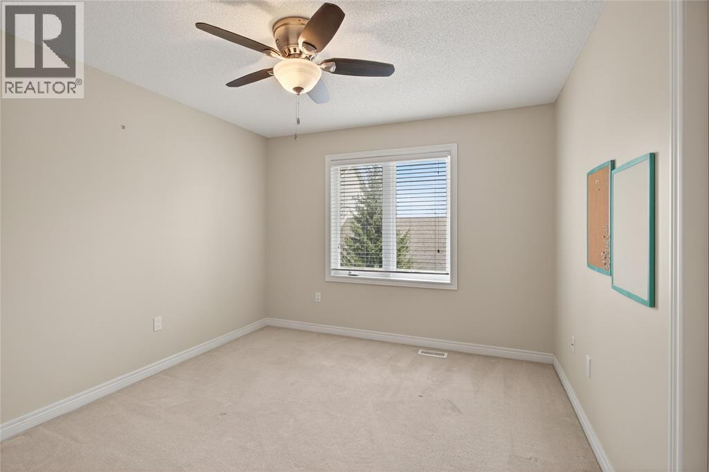 2016 Thelma Avenue, Sarnia, Ontario  N0N 1C0 - Photo 29 - 26005151