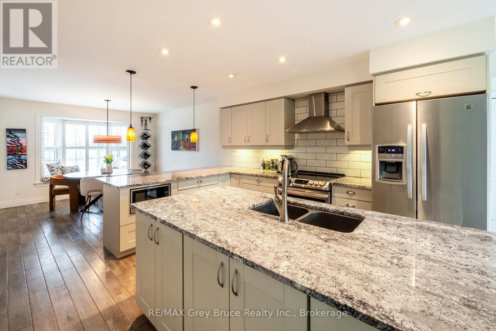 243009 21 Side Road, Meaford, Ontario  N4K 5N3 - Photo 15 - X12881514