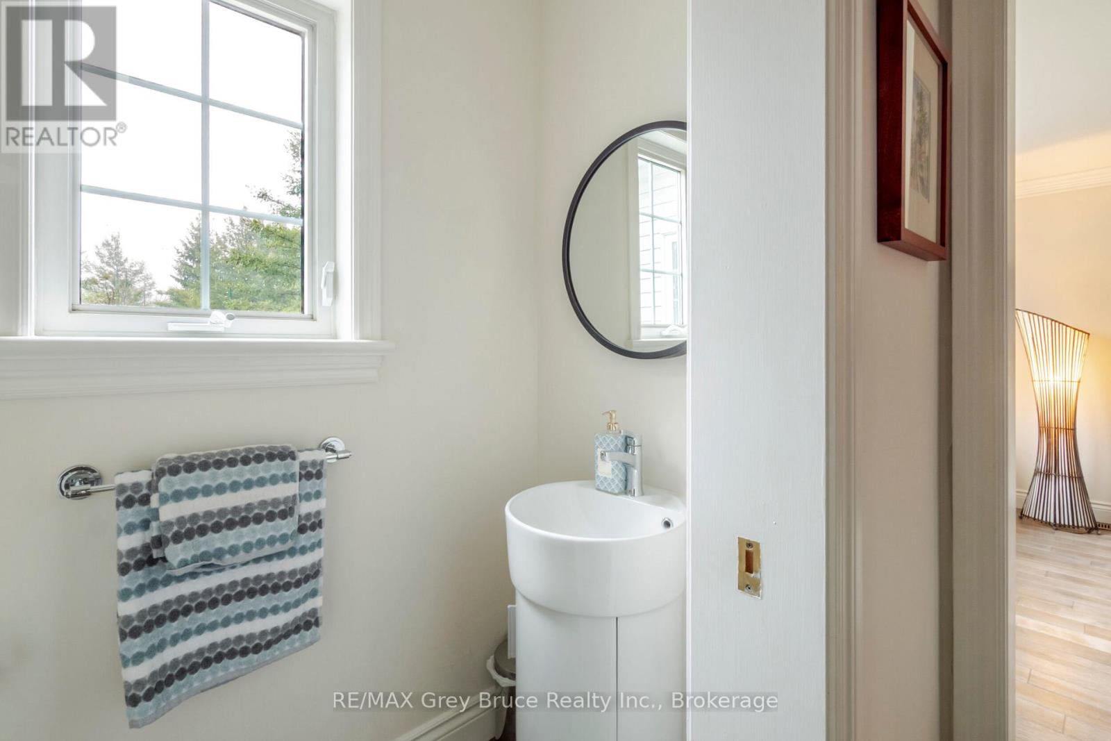 243009 21 Side Road, Meaford, Ontario  N4K 5N3 - Photo 20 - X12881514