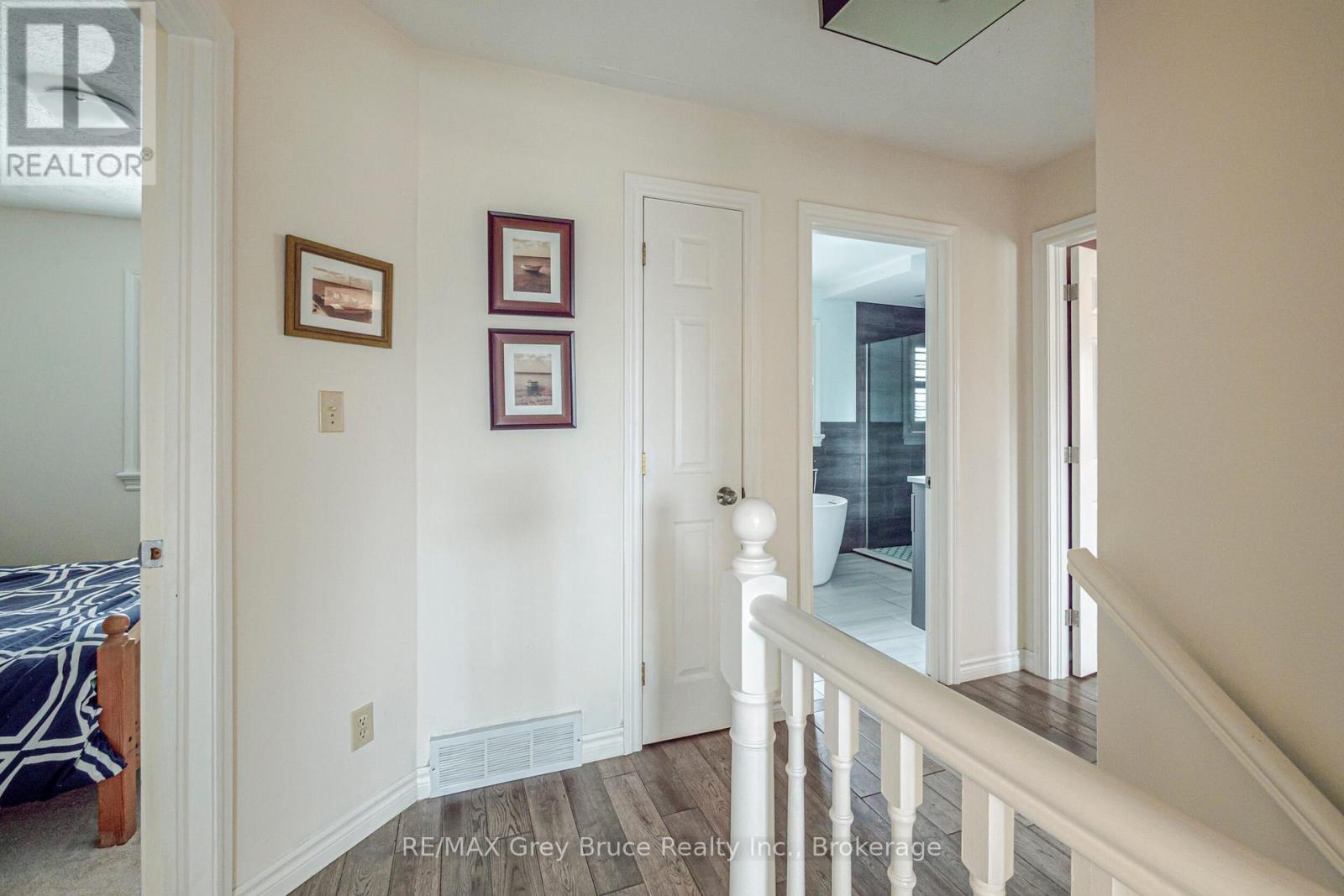 243009 21 Side Road, Meaford, Ontario  N4K 5N3 - Photo 30 - X12881514