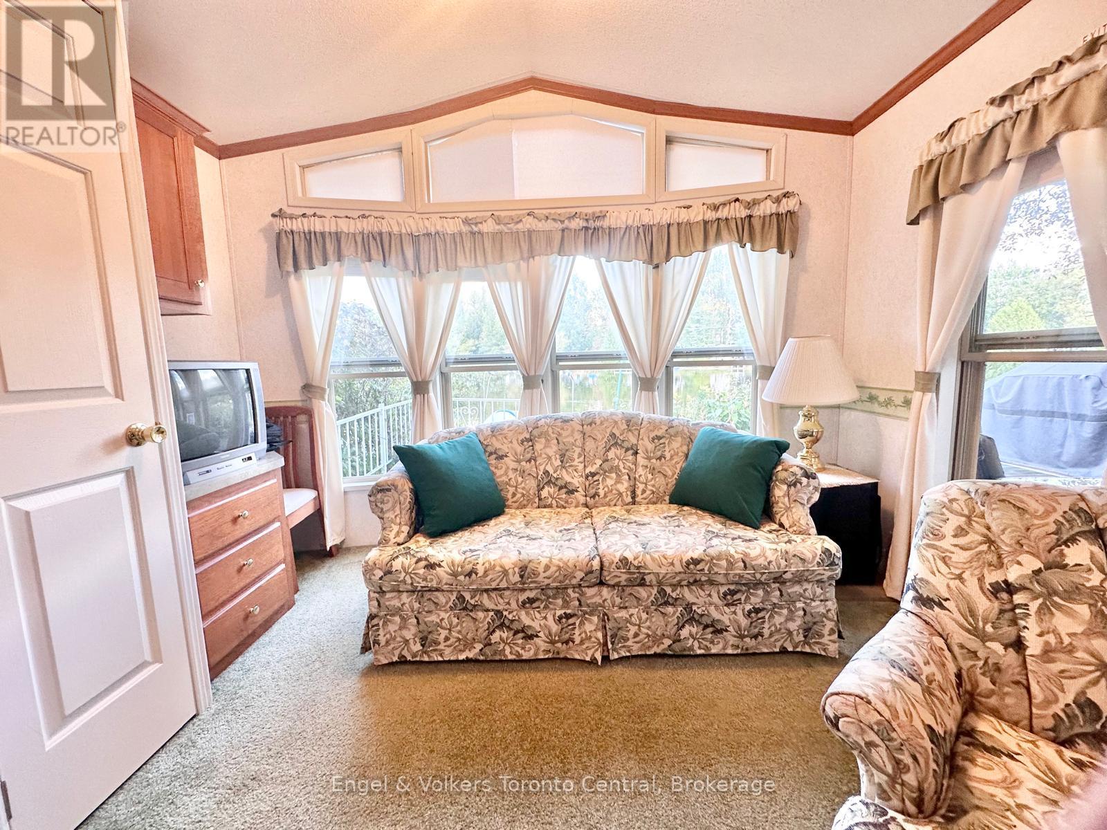 B6 - 7489 Sideroad 5 E, Wellington North, Ontario  N0G 2L0 - Photo 20 - X12881548