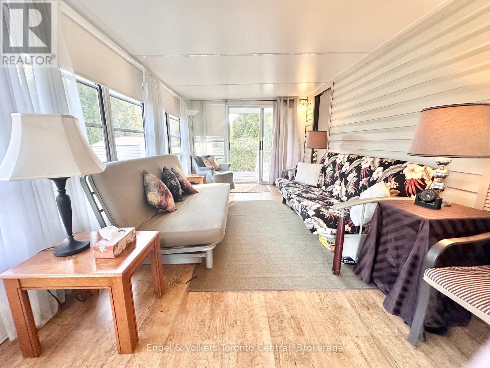 B6 - 7489 Sideroad 5 E, Wellington North, Ontario  N0G 2L0 - Photo 27 - X12881548