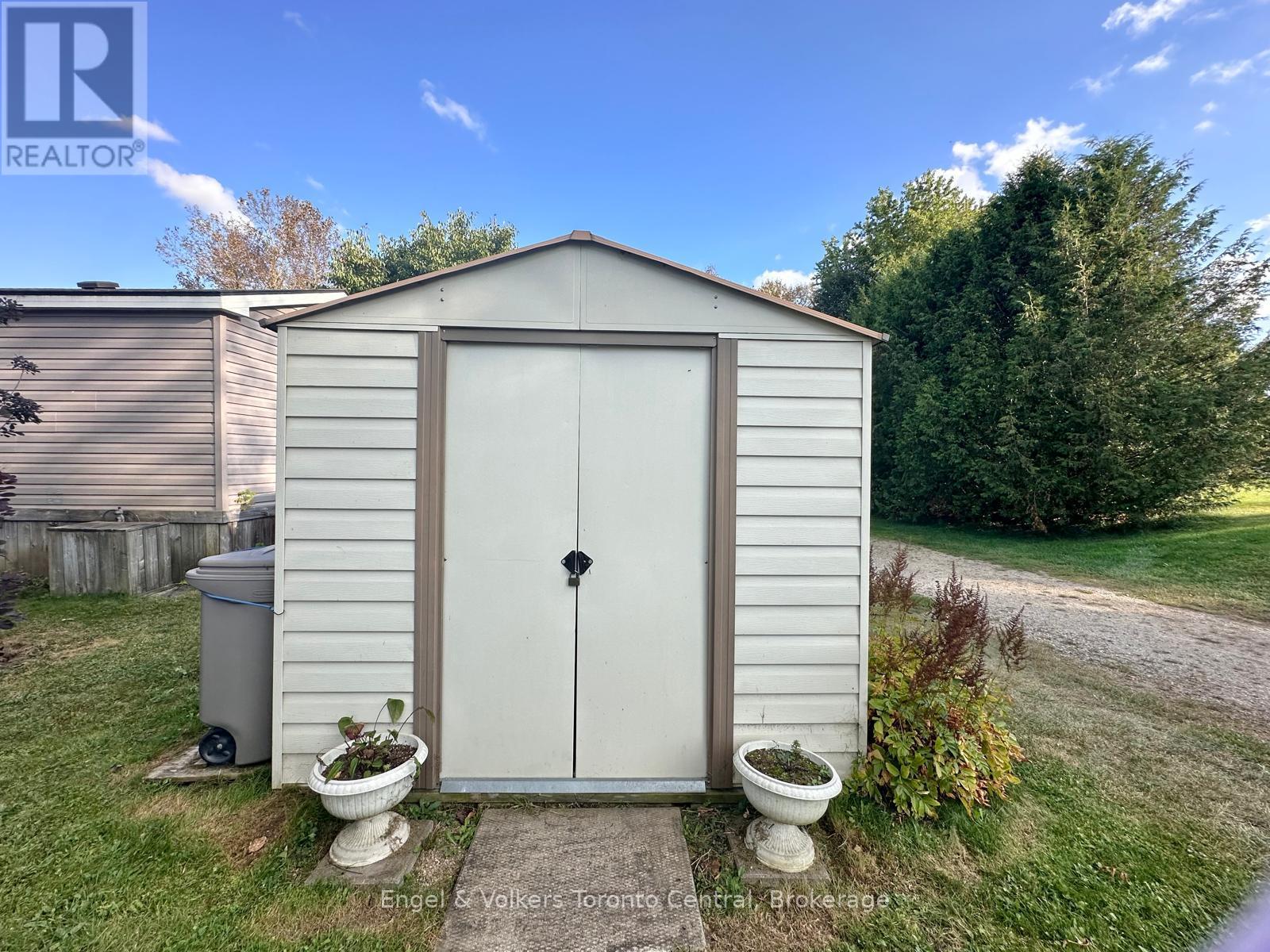 B6 - 7489 Sideroad 5 E, Wellington North, Ontario  N0G 2L0 - Photo 37 - X12881548