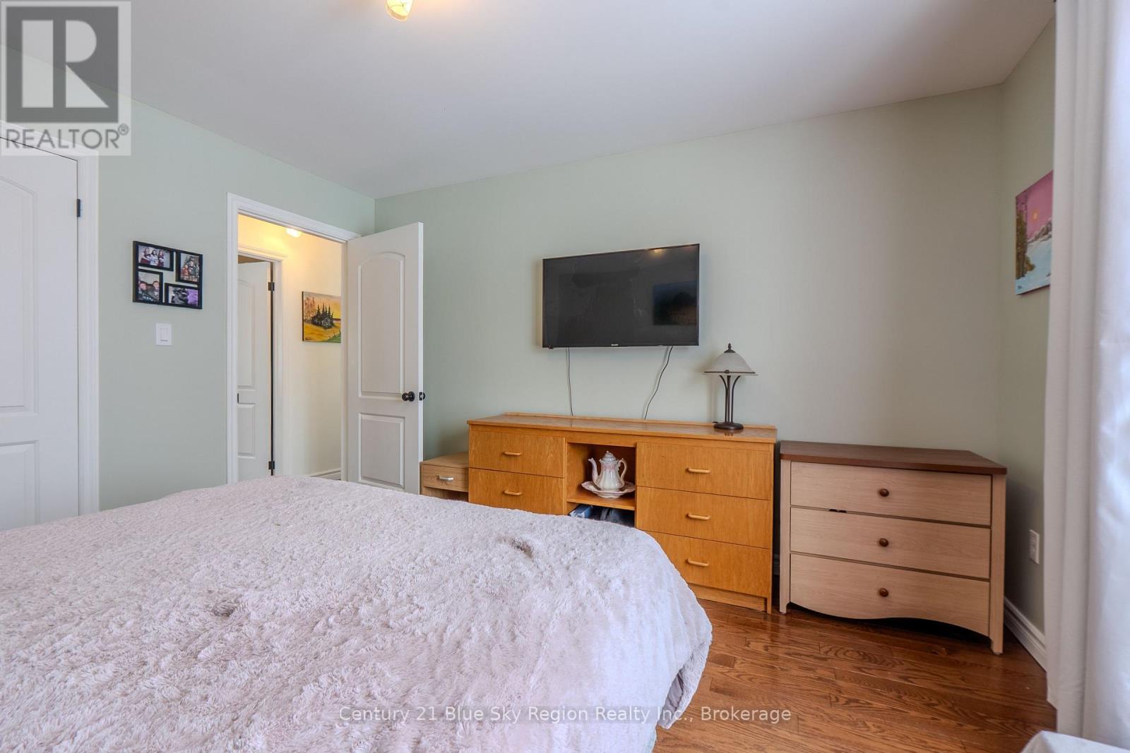 166 Carmichael Drive, North Bay (Airport), Ontario  P1B 8G2 - Photo 15 - X12880708