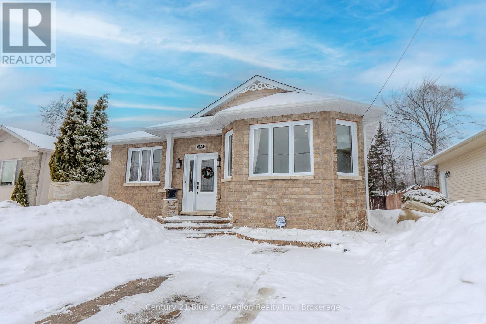 166 CARMICHAEL DRIVE, north bay (airport), Ontario