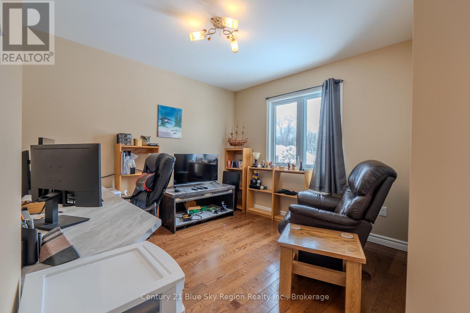 166 Carmichael Drive, North Bay (Airport), Ontario  P1B 8G2 - Photo 16 - X12880708