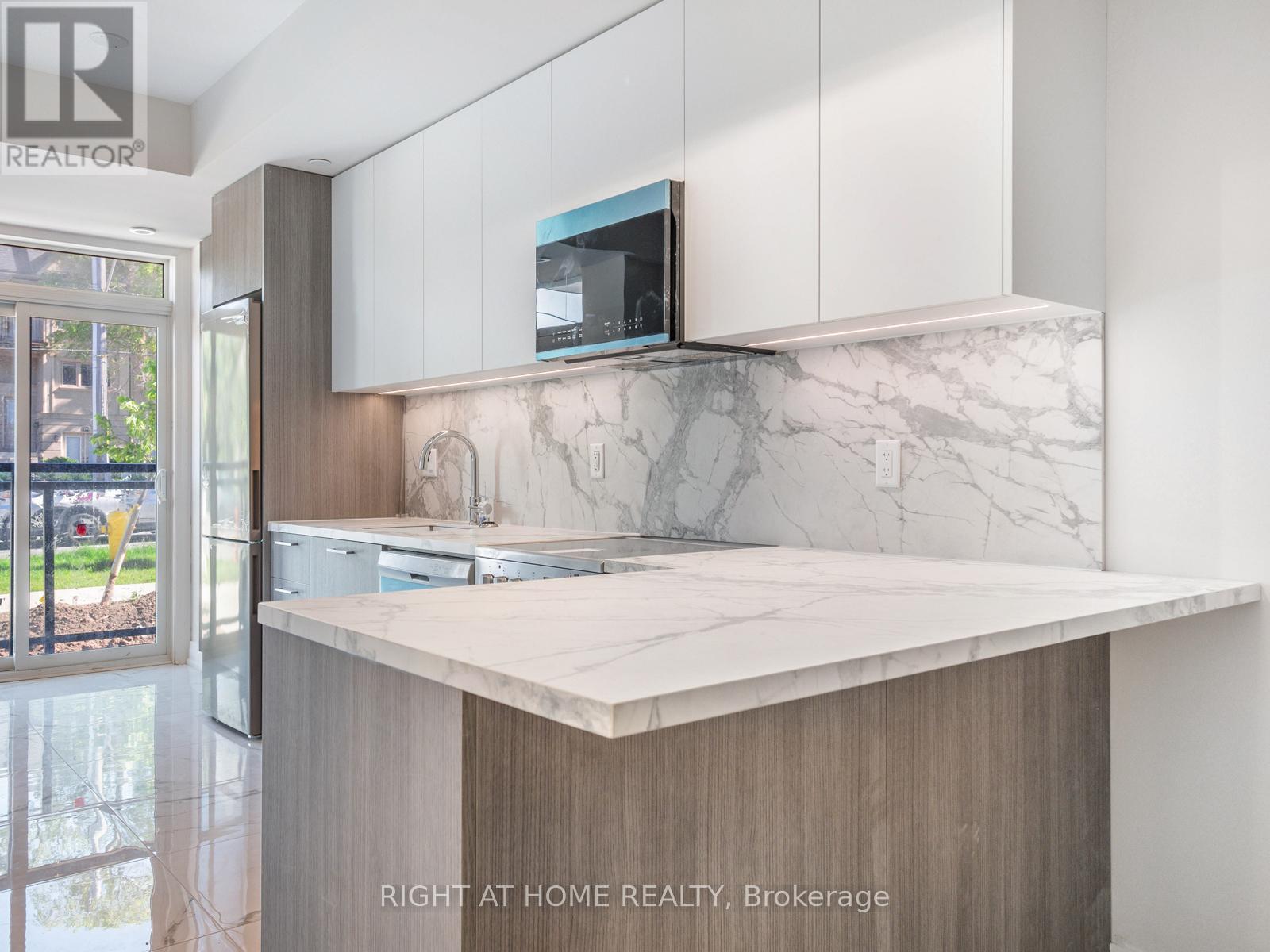 5 - 262 Finch Avenue E, Toronto, Ontario  M2N 0L3 - Photo 7 - C12881452