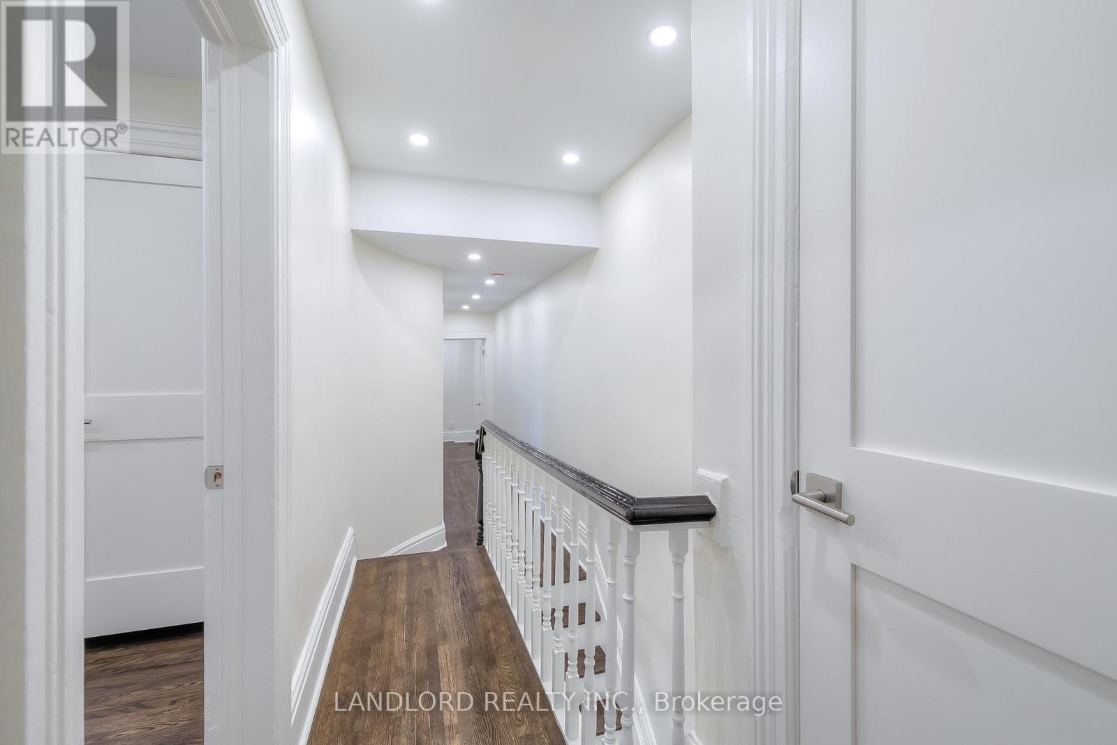 8 Draper Street, Toronto, Ontario  M5V 2M4 - Photo 20 - C12881460