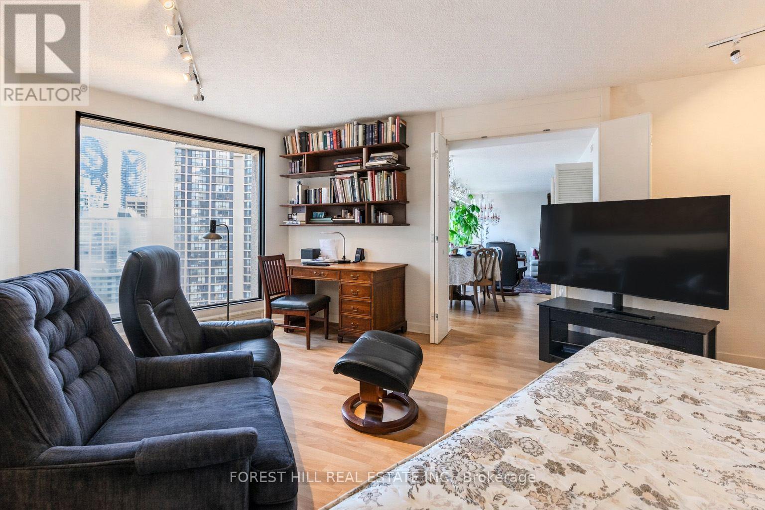 2313 - 55 HARBOUR SQUARE Toronto (Waterfront Communities), ON M5J 2L1