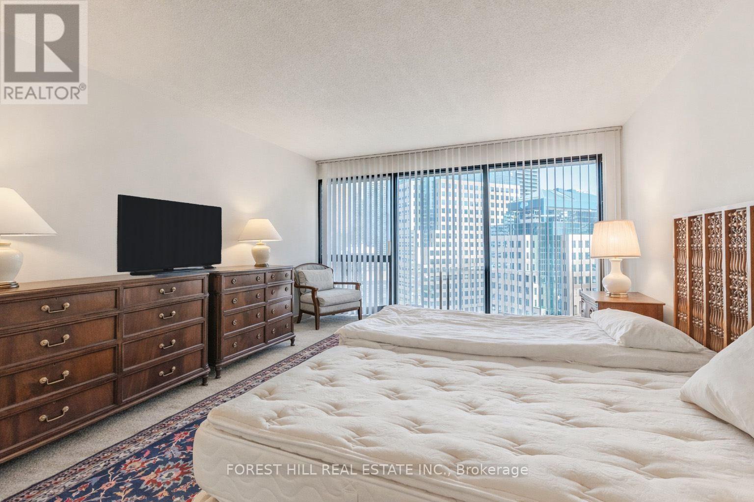 2313 - 55 HARBOUR SQUARE Toronto (Waterfront Communities), ON M5J 2L1